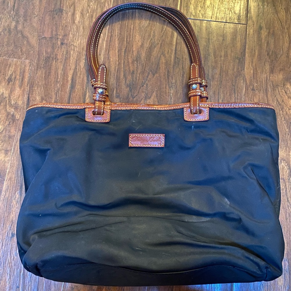 Dooney & Bourke Tote Purse
